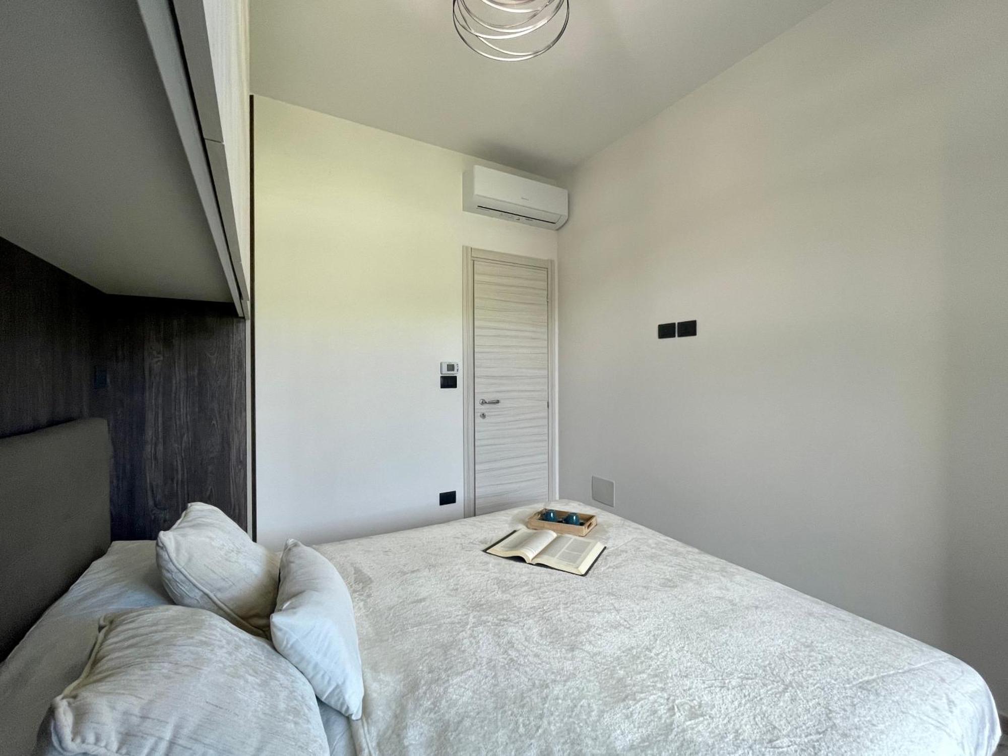 شقة Il Gabbiano Bilocale Con Piscina, Garage E A/C. لوانو المظهر الخارجي الصورة